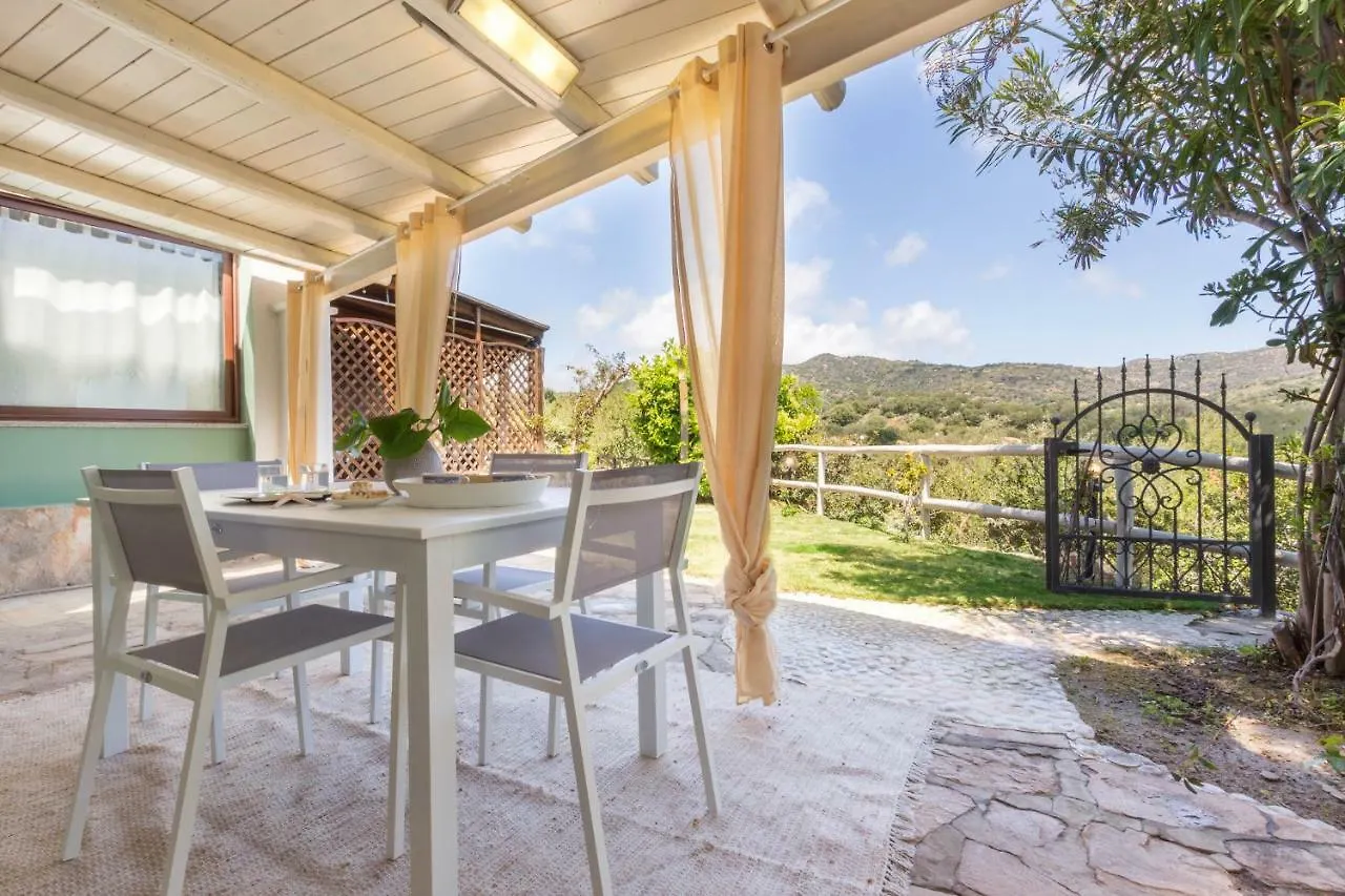 Villa Luna - Vacanza A Villasimius Vicino Alle Spiagge Piu Rinomate Della Costa contacts